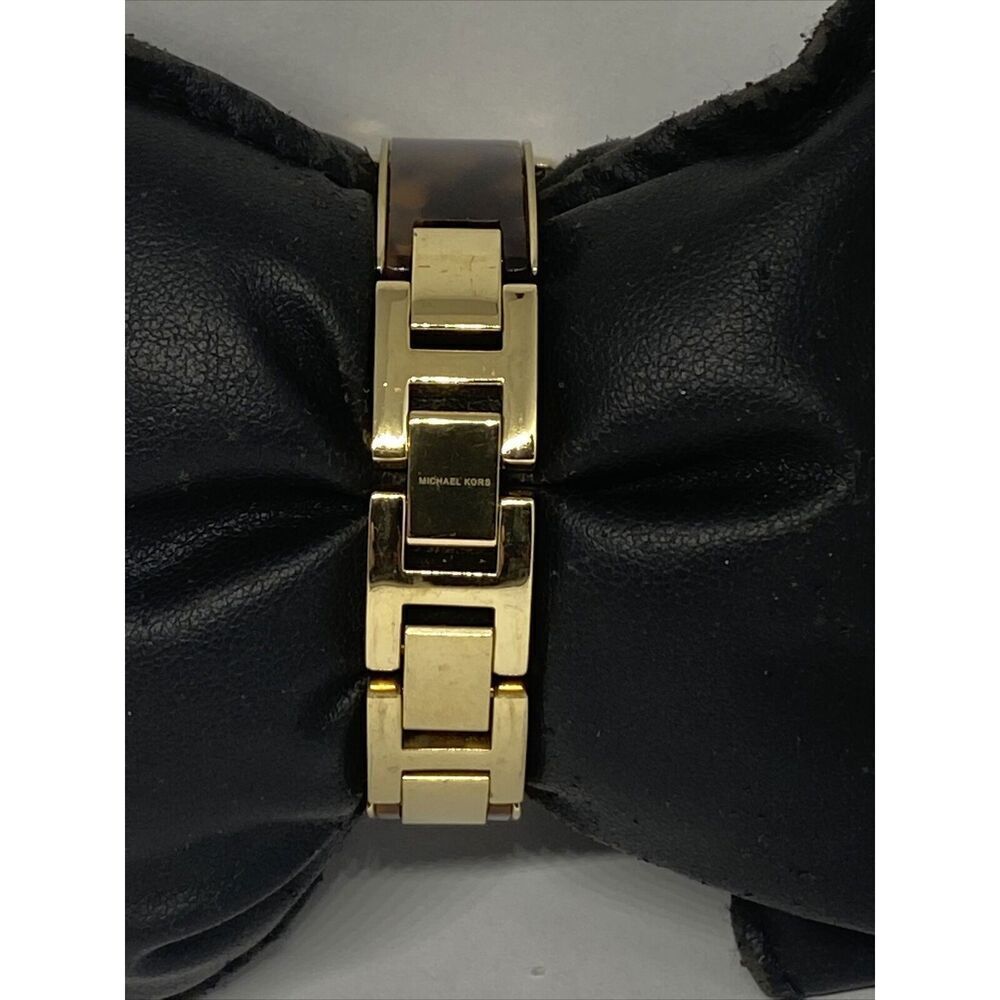 Michael Kors Runway MK4293 Womens Stainless Steel Analog Dial Quartz Watch XR746 - Picture 6 of 12